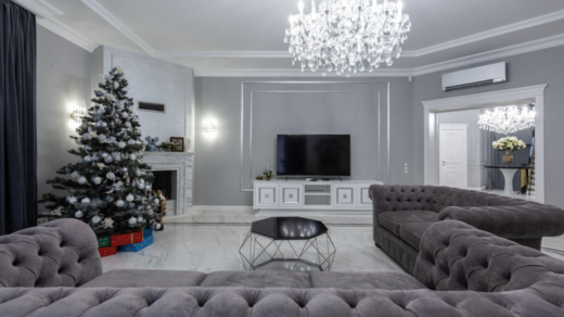 How to Choose the Perfect Christmas Tree for Your 10-Foot Ceiling